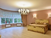 Продажа дома Лесной простор-3 735 м² Рублево-Успенское шоссе - Спальня - foto_br2