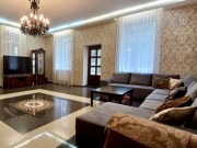 Продажа дома Конверсия ДСК 860 м² Калужское шоссе - Гостиная, холл - foto_lr1