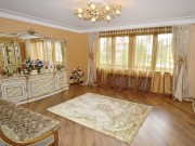 Продажа дома Подушкино-town 432 м² Рублево-Успенское шоссе - Гостиная, холл - foto_lr2