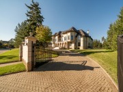 Продажа дома Агаларов Estate 2800 м² Новорижское шоссе - Снаружи - foto_bw