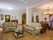 Продажа дома Жуковка 600 м² Калужское шоссе - Гостиная, холл - foto_lr1