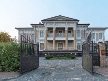 Продажа домов - Резиденции Монолит - 13730