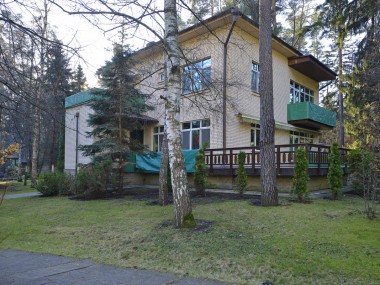 Продажа дома Барвиха XXI 967 м² Рублево-Успенское шоссе - Жуковка Академическая - 40608